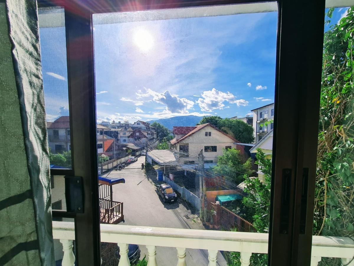 Bed And Terrace Guesthouse Chiang Mai Ngoại thất bức ảnh