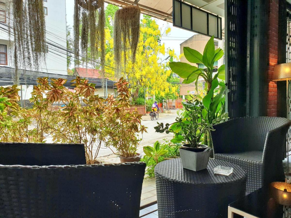 Bed And Terrace Guesthouse Chiang Mai Ngoại thất bức ảnh